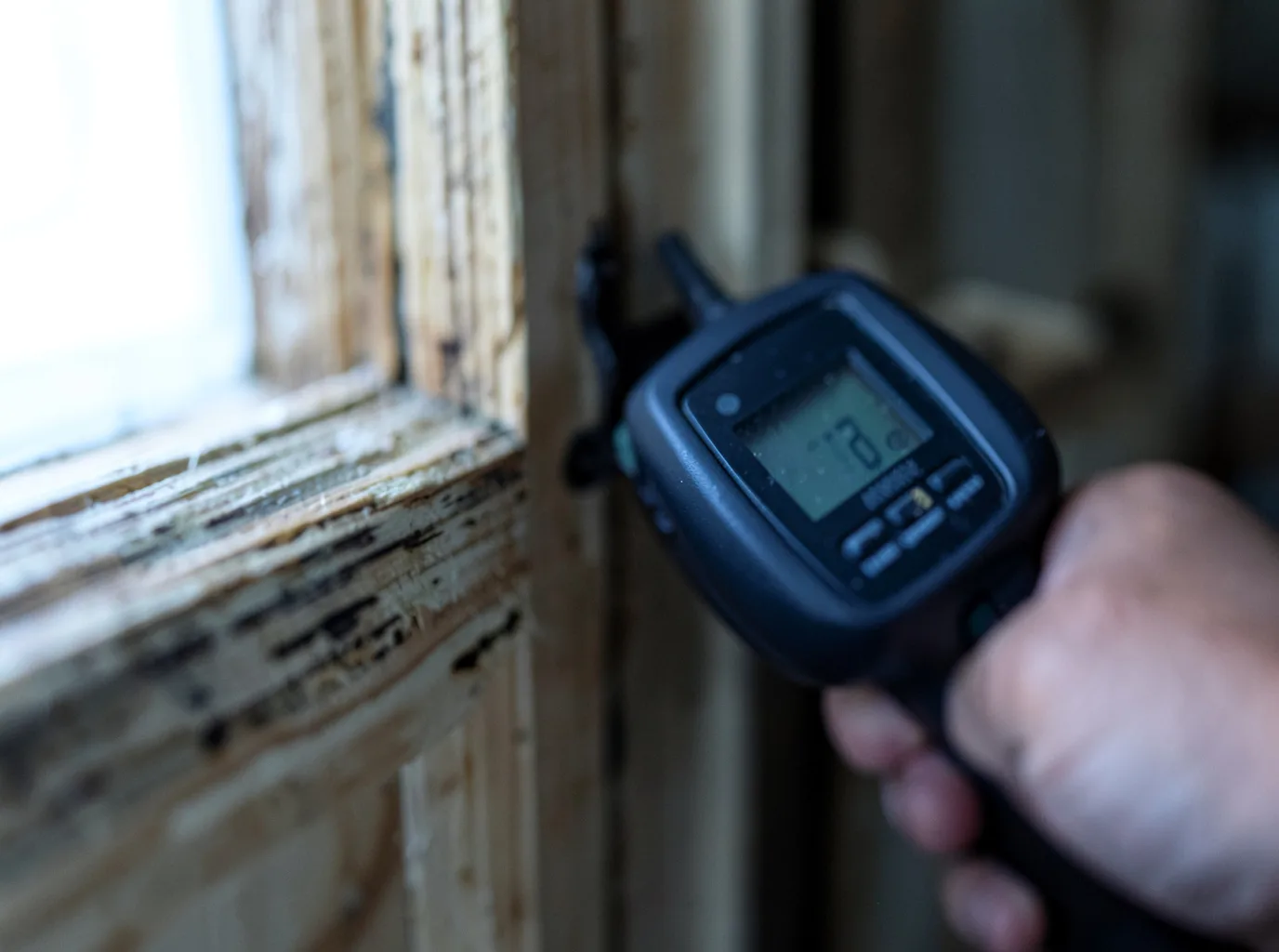 Ceiling Water Damage Repair in Louisiana, MO
